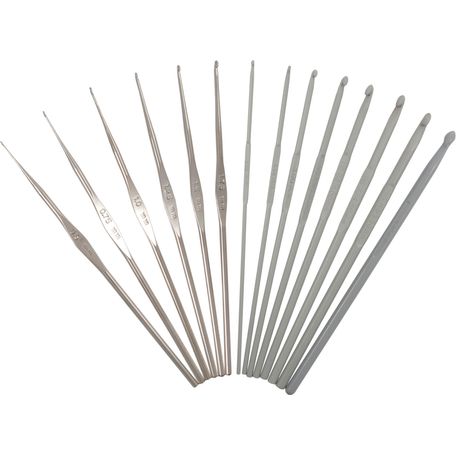 Set of 14 assorted Crochet hooks